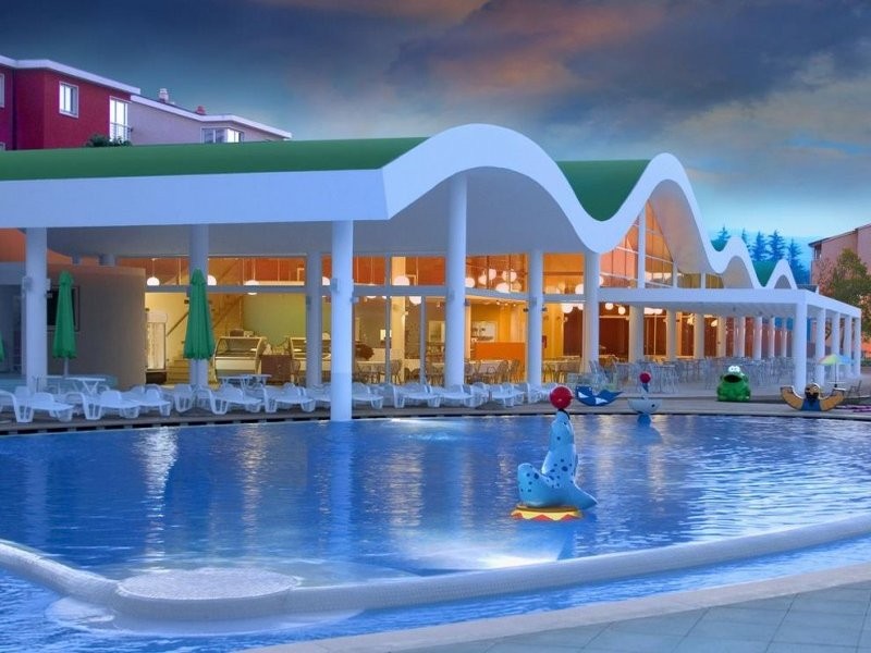 Novi Resort Apartments